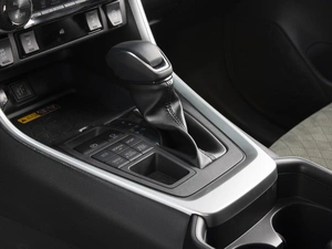 Внедорожник Toyota RAV4 2025 года, 4470000 рублей, Омск