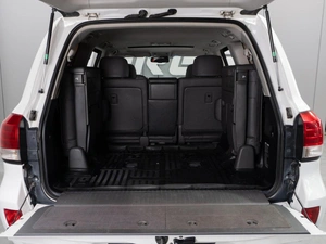 Внедорожник Toyota Land Cruiser 2010 года, 2849000 рублей, Тюмень