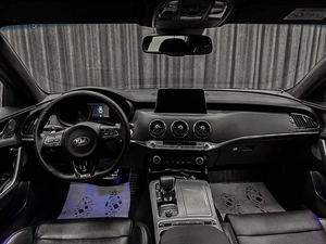 Лифтбек Kia Stinger 2019 года, 2399000 рублей, Красноярск