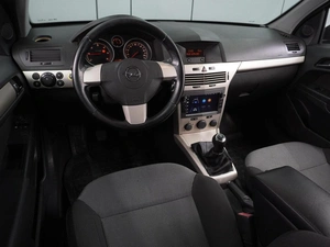 Универсал Opel Astra 2009 года, 559000 рублей, Воронеж
