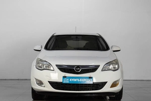 Хетчбэк Opel Astra 2011 года, 609000 рублей, Челябинск