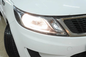 Хетчбэк Kia Rio 2012 года, 799000 рублей, Новокузнецк