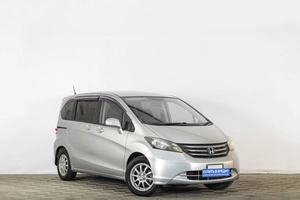 Минивэн Honda Freed 2009 года, 1269000 рублей, Тюмень