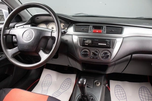 Седан Mitsubishi Lancer 2005 года, 529000 рублей, Оренбург