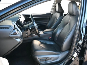 Седан Toyota Camry 2018 года, 2414000 рублей, Кирилловка