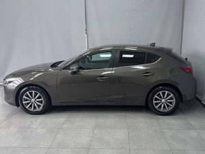 Хетчбэк Mazda Axela 2016 года, 1167000 рублей, Красноярск