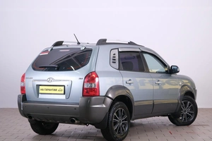 Внедорожник Hyundai Tucson 2005 года, 699000 рублей, Омск