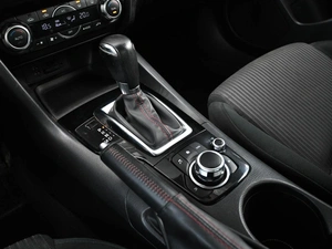 Седан Mazda 3 2013 года, 1024000 рублей, Кирилловка