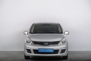Седан Nissan Tiida 2013 года, 959000 рублей, Томск