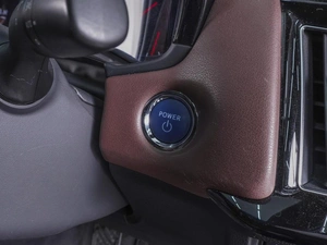 Седан Toyota Crown 2019 года, 3180000 рублей, Ростов-на-Дону