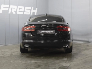 Седан Jaguar XF 2013 года, 1790000 рублей, Омск