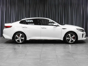 Седан Kia Optima 2017 года, 2299000 рублей, Тюмень