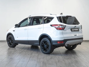 Внедорожник Ford Kuga 2017 года, 1499000 рублей, Саратов