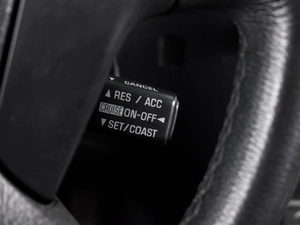 Седан Toyota Avensis 2007 года, 880000 рублей, Воронеж