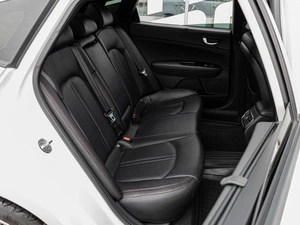 Седан Kia Optima 2016 года, 2090000 рублей, Краснодар