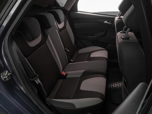 Седан Ford Focus 2012 года, 979000 рублей, Тюмень
