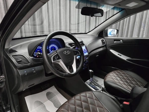 Хетчбэк Hyundai Solaris 2013 года, 899000 рублей, Красноярск