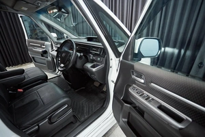 Минивэн Honda Stepwgn Spada 2019 года, 2450000 рублей, Красноярск