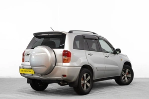 Внедорожник Toyota RAV4 2000 года, 649000 рублей, Барнаул