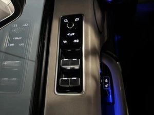 Внедорожник Land Rover Range Rover 2019 года, 5500000 рублей, Санкт-Петербург