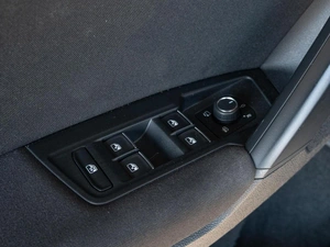 Внедорожник Volkswagen Tiguan 2020 года, 2350000 рублей, Краснодар