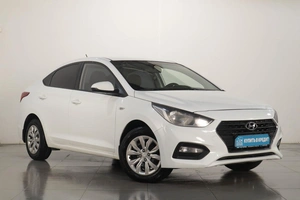 Седан Hyundai Solaris 2017 года, 1129000 рублей, Челябинск