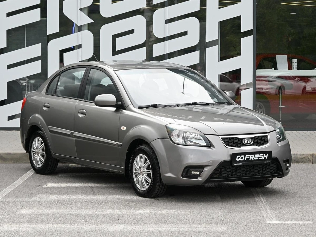 Седан Kia Rio 2011 года, 659000 рублей, Волгоград