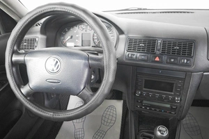 Универсал Volkswagen Golf 2002 года, 349000 рублей, Кемерово
