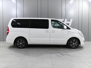 Минивэн Hyundai H-1 2016 года, 2399000 рублей, Аксай