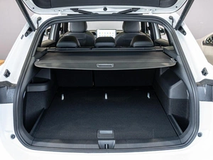 Внедорожник Volkswagen Tiguan L 2026 года, 4970000 рублей, Краснодар