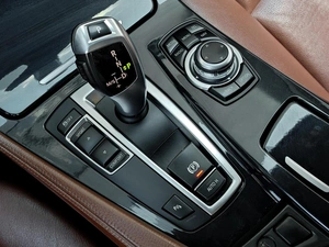 Седан BMW 5 серия 2013 года, 2100000 рублей, Краснодар