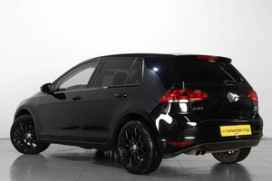 Хетчбэк Volkswagen Golf 2013 года, 1179000 рублей, Челябинск