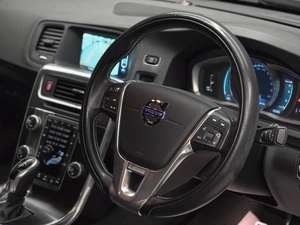 Седан Volvo S60 2014 года, 1249000 рублей, Красноярск