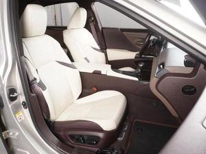 Седан Lexus ES 2019 года, 3849000 рублей, Минеральные Воды