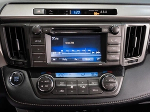 Внедорожник Toyota RAV4 2014 года, 2299000 рублей, Тюмень