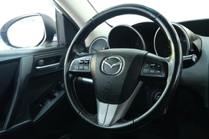 Седан Mazda 3 2010 года, 999000 рублей, Омск