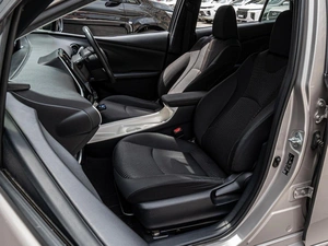 Лифтбек Toyota Prius 2016 года, 1535000 рублей, Краснодар
