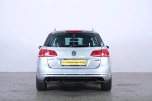 Универсал Volkswagen Passat 2012 года, 1229000 рублей, Омск