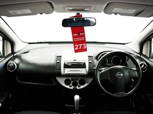 Хетчбэк Nissan Note 2010 года, 660000 рублей, Красноярск