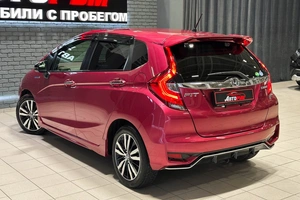 Хетчбэк Honda Fit 2017 года, 1217000 рублей, Красноярск
