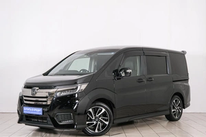 Минивэн Honda Stepwgn Spada 2019 года, 2299000 рублей, Красноярск