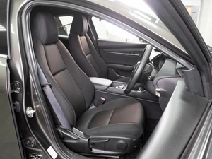 Хетчбэк Mazda 3 2021 года, 1849000 рублей, Тюмень