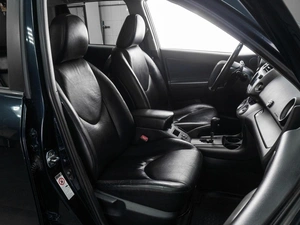 Внедорожник Toyota RAV4 2011 года, 1649000 рублей, Тюмень