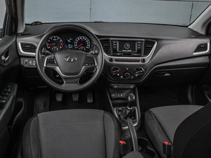 Седан Hyundai Solaris 2018 года, 1249000 рублей, Кирилловка