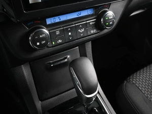 Седан Toyota Corolla 2013 года, 1329000 рублей, Ростов-на-Дону