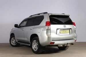 Внедорожник Toyota Land Cruiser Prado 2010 года, 3199000 рублей, Новосибирск