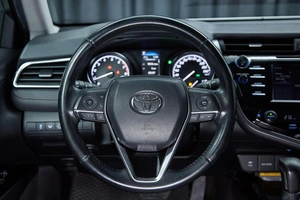 Седан Toyota Camry 2021 года, 2887000 рублей, Красноярск