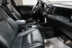 Внедорожник Toyota RAV4 2016 года, 2249000 рублей, Новокузнецк