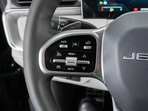 Внедорожник Jetour X70 Plus 2023 года, 2980000 рублей, Тюмень