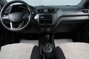 Седан Kia Rio 2011 года, 809000 рублей, Челябинск